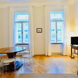 Beautiful Viennese Flat In The Centre , Vienne Autriche